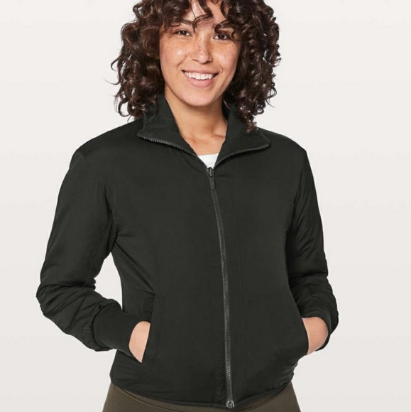 Lululemon Forever Warm Reversible Black Jacket Size 2 - Picture 5 of 12